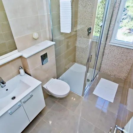 Сasa de vacaciones Lechalet On Hvar Island With Private Pool & Peaceful Location