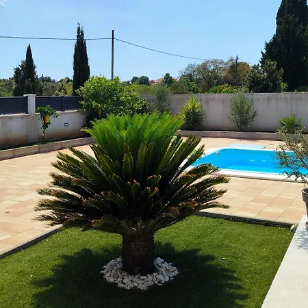 Lechalet On Hvar Island With Private Pool & Peaceful Location Сasa de vacaciones *