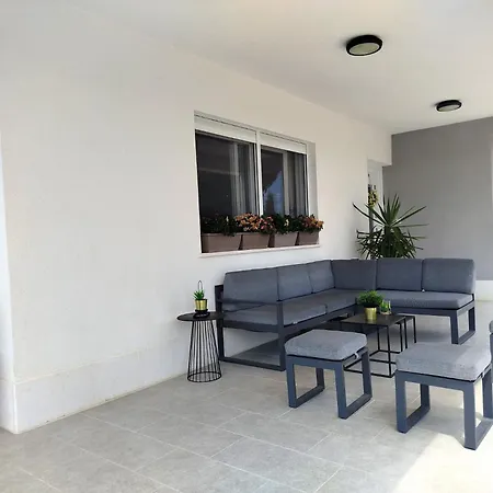 Lechalet On Hvar Island With Private Pool & Peaceful Location Сasa de vacaciones