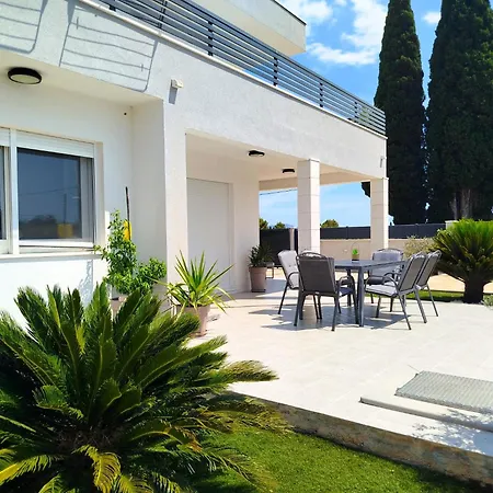 別荘 Lechalet On Hvar Island With Private Pool & Peaceful Location Bogomolje