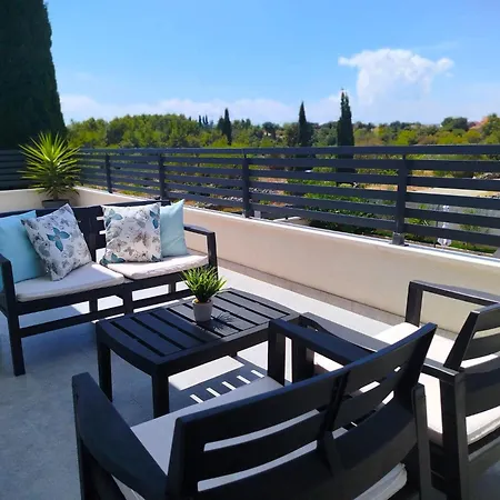 בית נופש Island Hvar Lechalet With Pool *