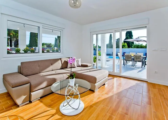 Lechalet On Hvar Island With Private Pool & Peaceful Location Bogomolje