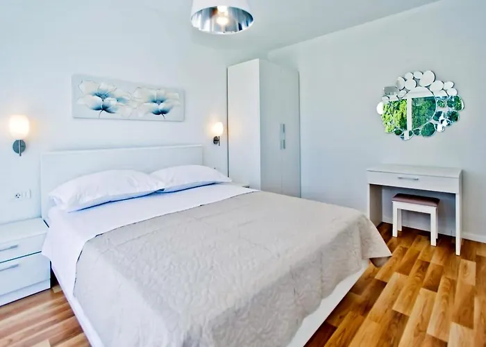 Lechalet On Hvar Island With Private Pool & Peaceful Location * Bogomolje