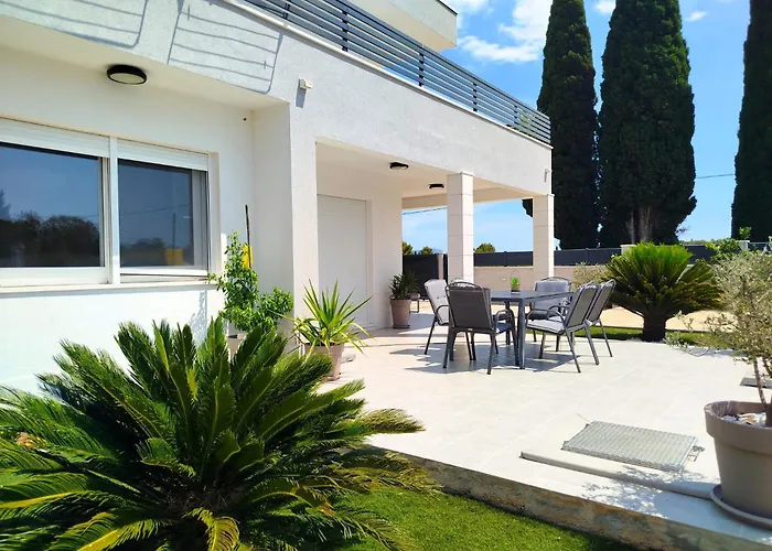 別荘 Lechalet On Hvar Island With Private Pool & Peaceful Location Bogomolje