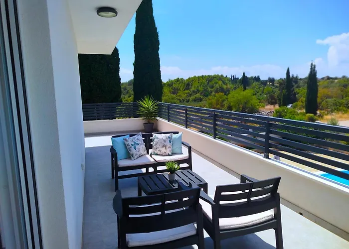 別荘 Lechalet On Hvar Island With Private Pool & Peaceful Location *